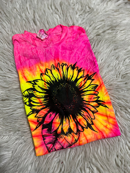 S sunflower tshirt - neon tie dye